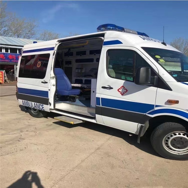 新吴私人长途救护车出租转院回家